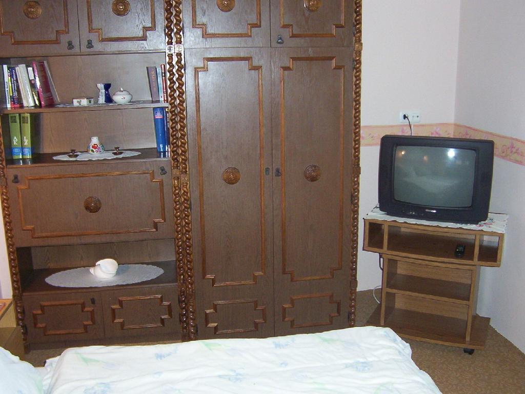Marika Haus Buk Quarto foto